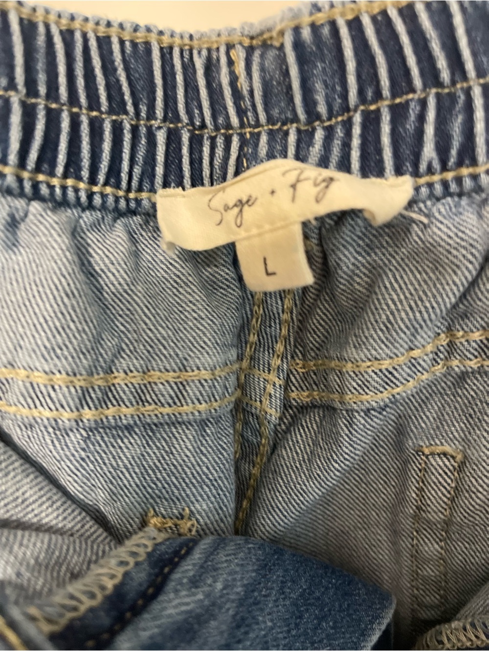 Wide-Leg Blue Denim Jeans with Bandana Inset Panels - Picture 4 of 5